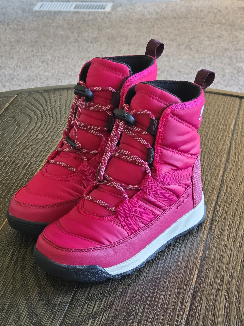 SOREL Kids Whitney II Short Lace Boots Size 1. Used Twice Perfect Condition.